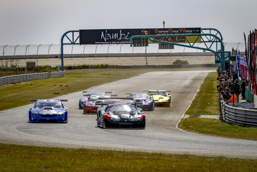 M1V8S-2023-3R-1-Mobil-1-V8-Supercars